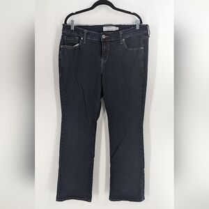 Torrid boot cut stretchy jeans 18T